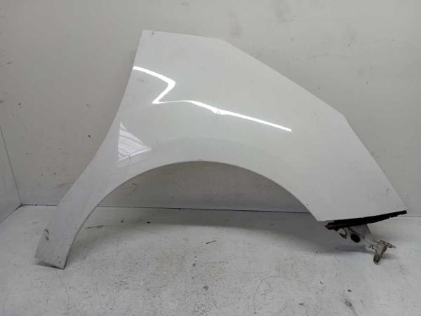 AILE AVANT DROIT CITROEN C3 , DS3 - Vue 1